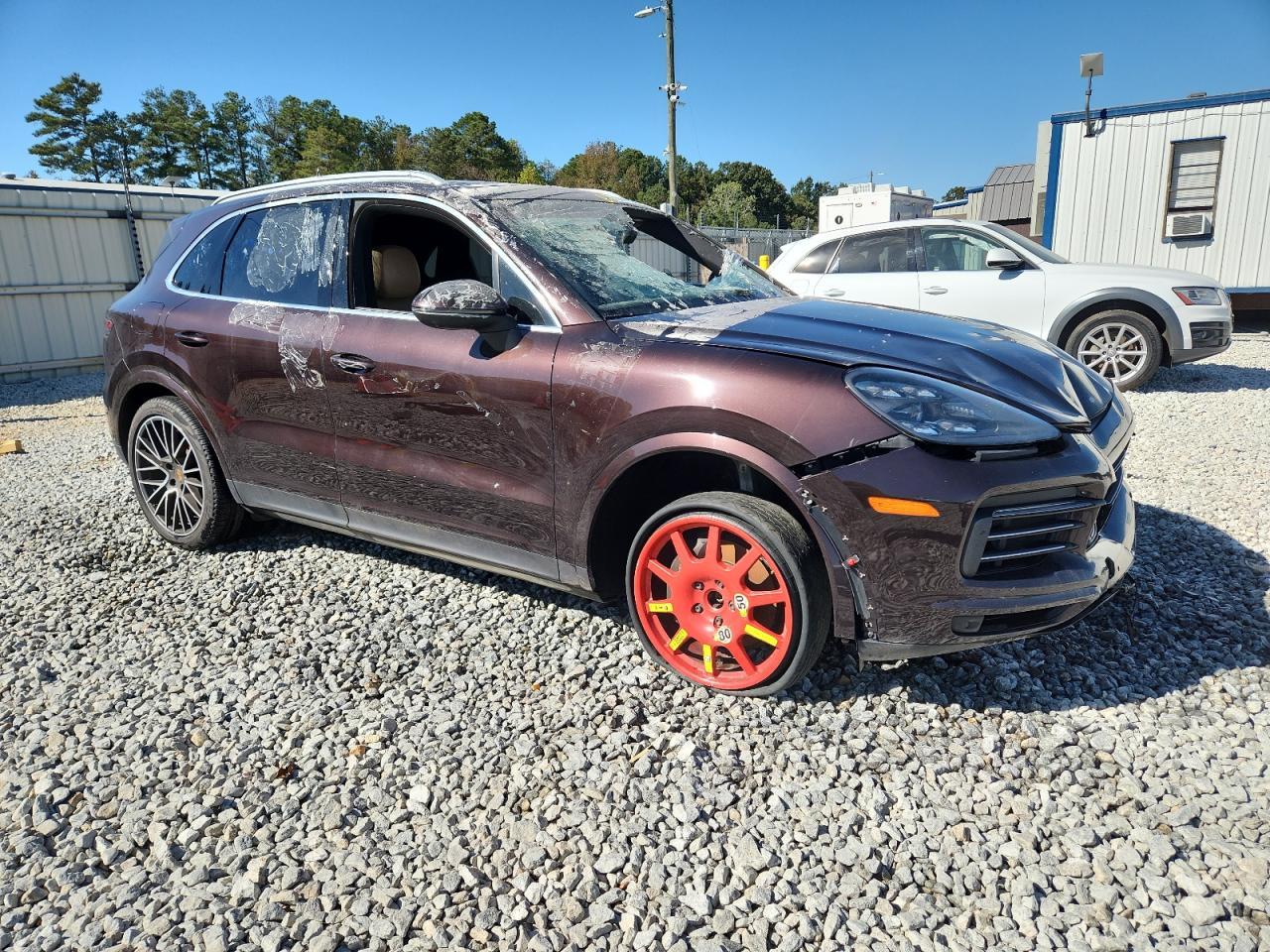 2020 PORSCHE CAYENNE