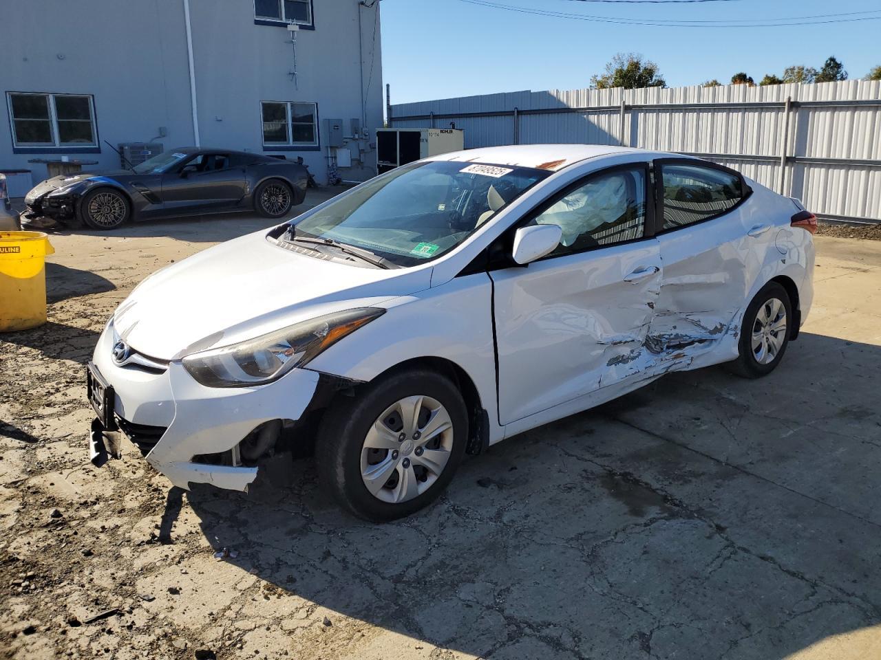 2016 HYUNDAI ELANTRA