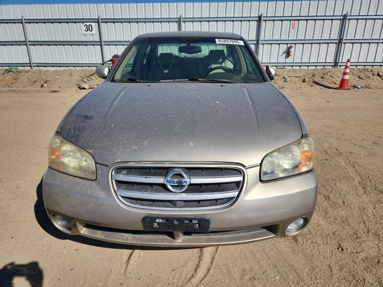 2002 NISSAN Maxima