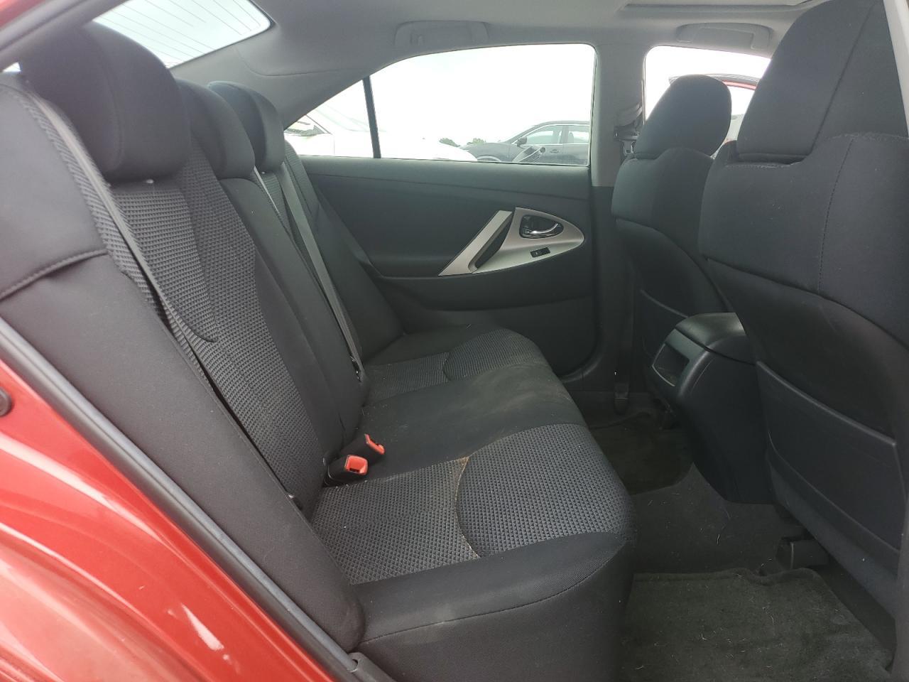 2011 TOYOTA CAMRY