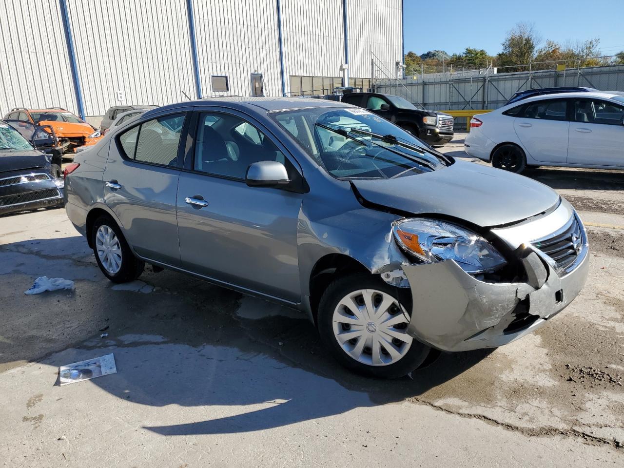 2014 NISSAN VERSA