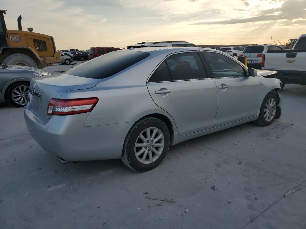 2010 TOYOTA CAMRY