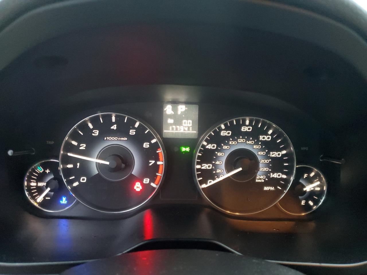 2011 SUBARU Legacy