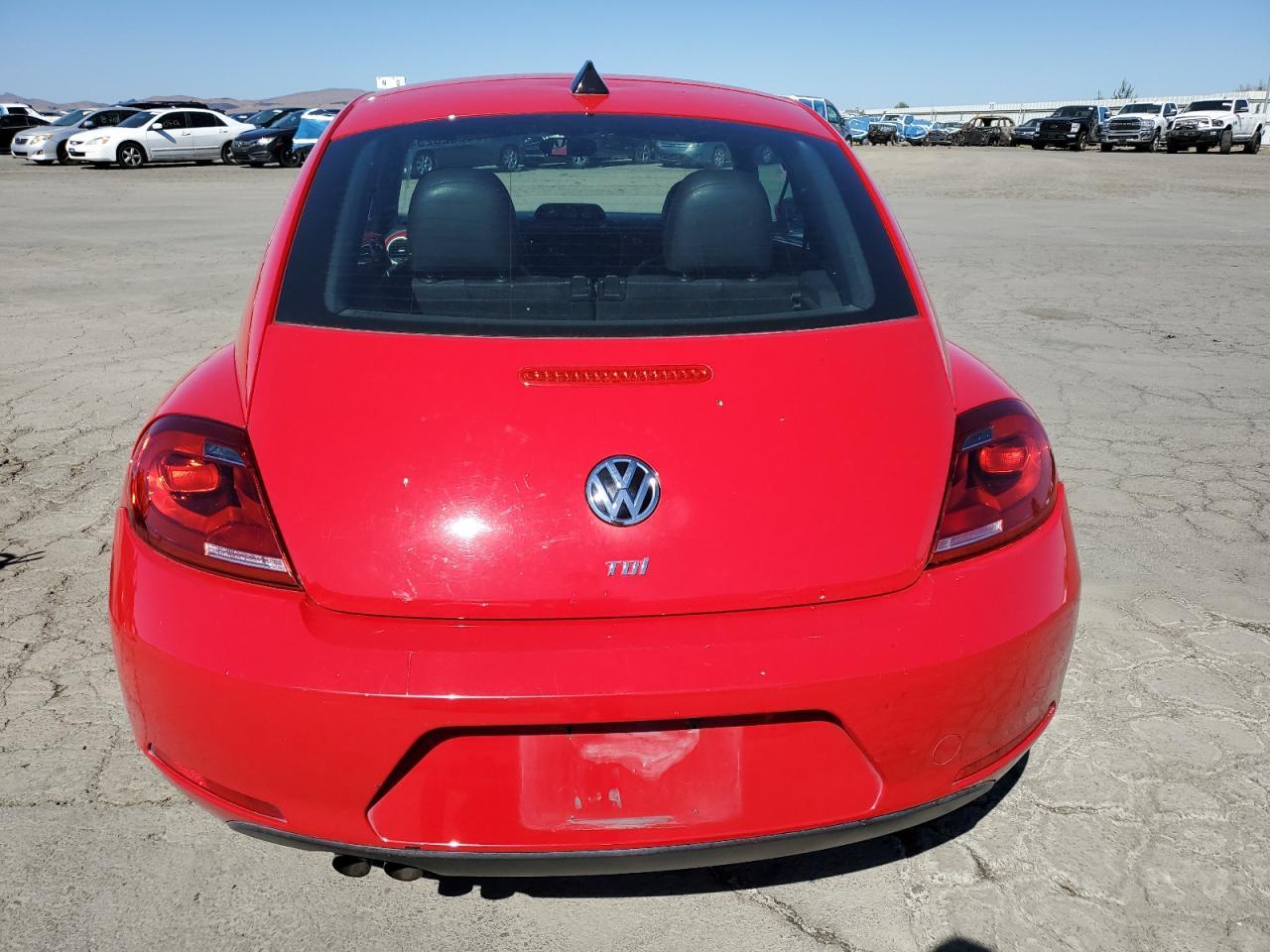 2013 VOLKSWAGEN Beetle