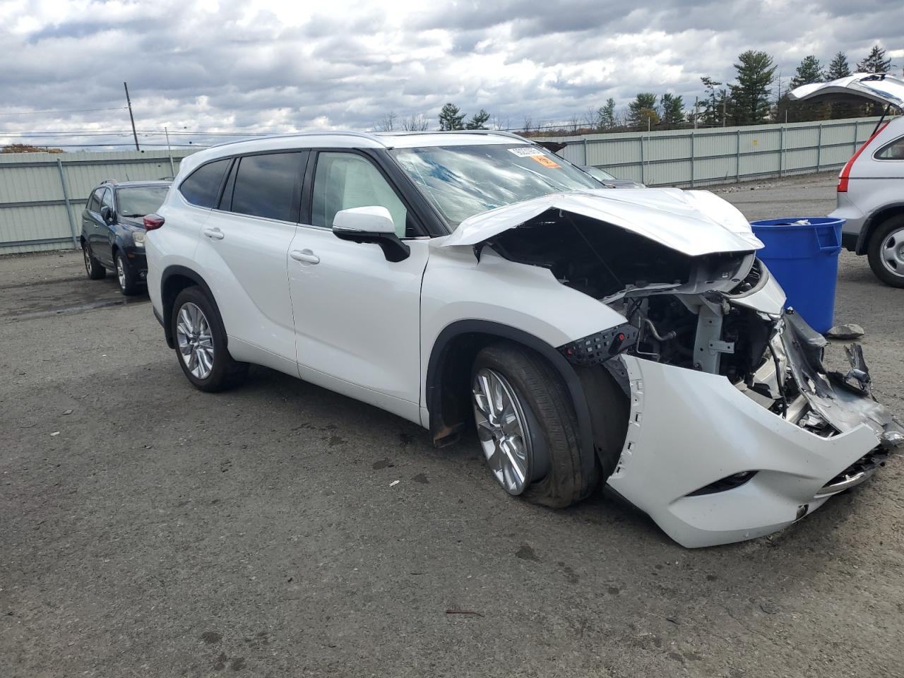 2023 TOYOTA HIGHLANDER