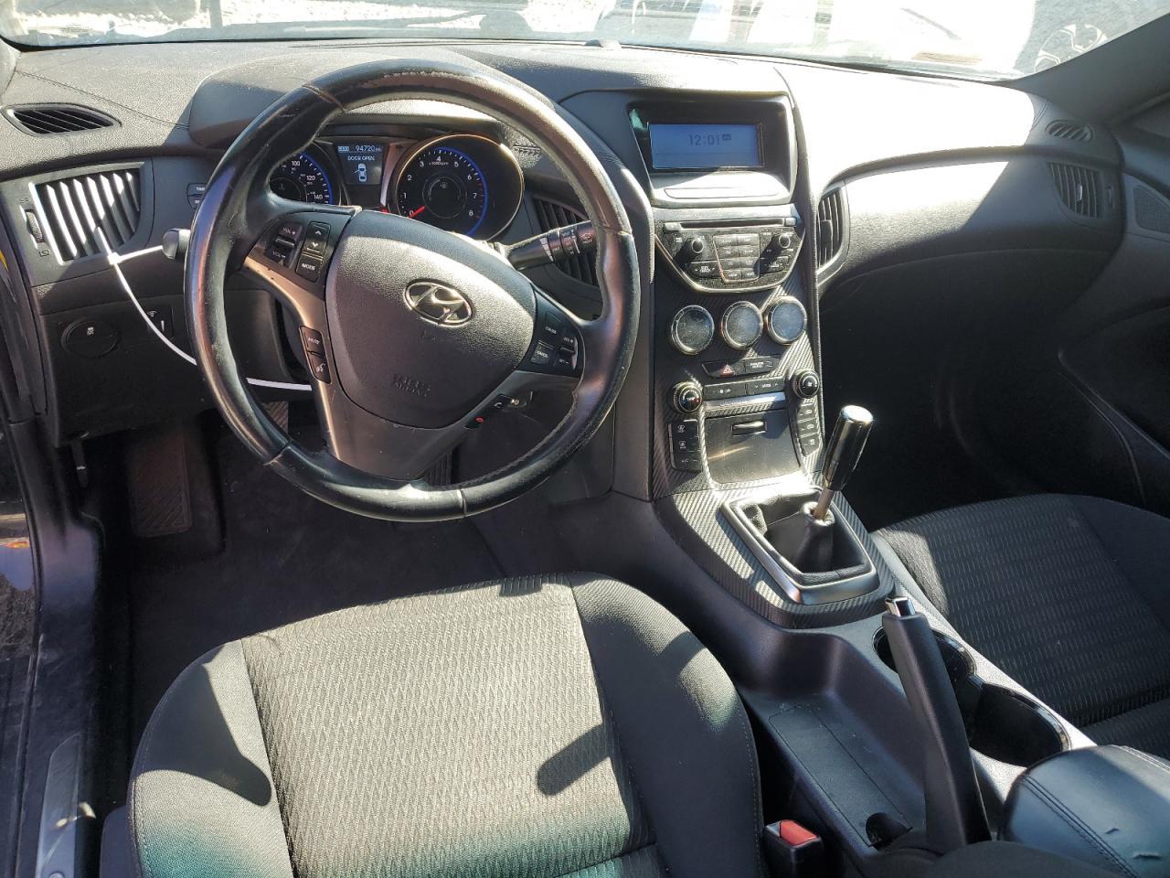 2013 HYUNDAI GENESIS