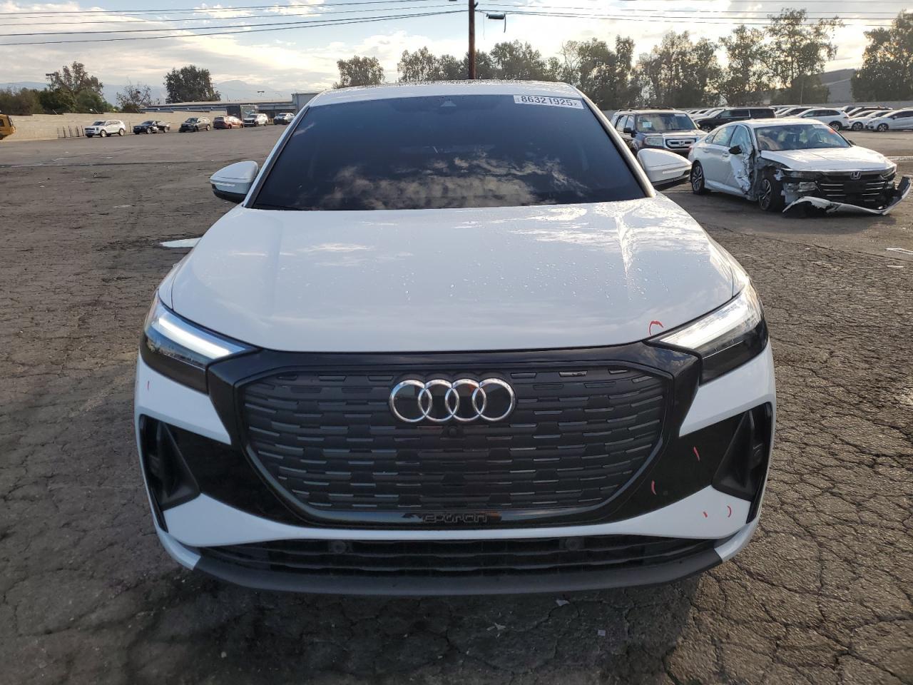 2024 AUDI Q4 e-tron