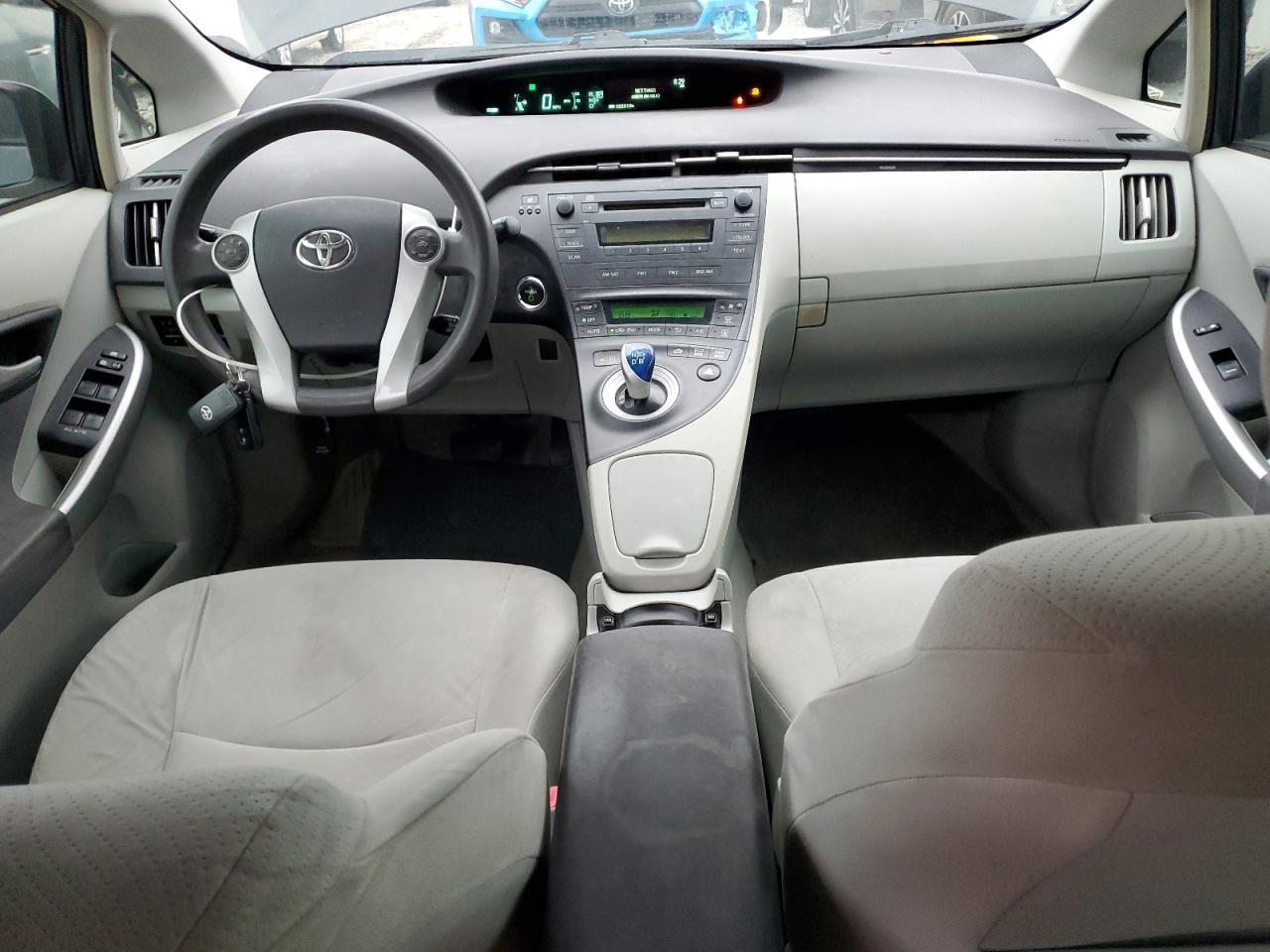 2010 TOYOTA PRIUS