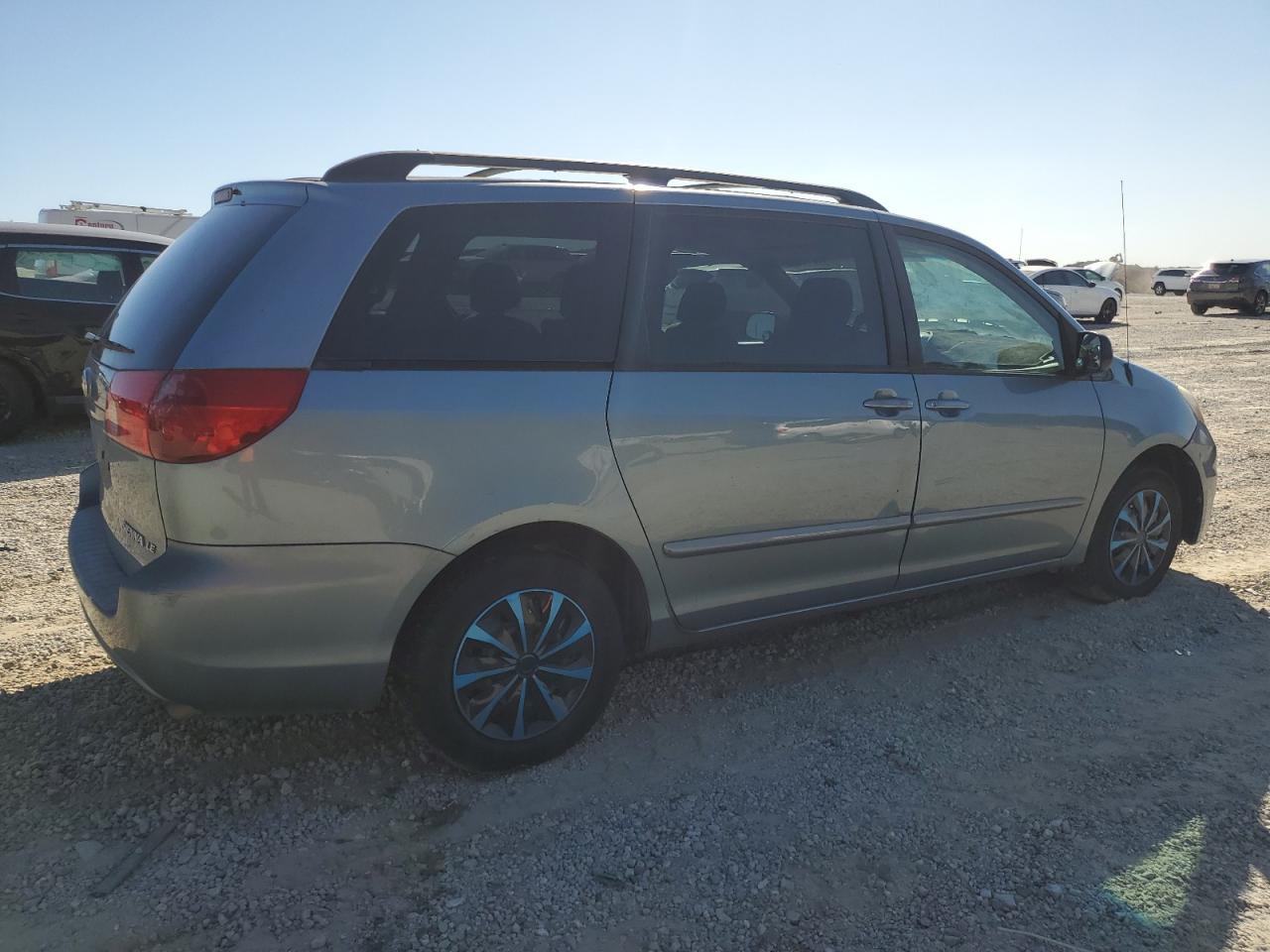 2006 TOYOTA SIENNA