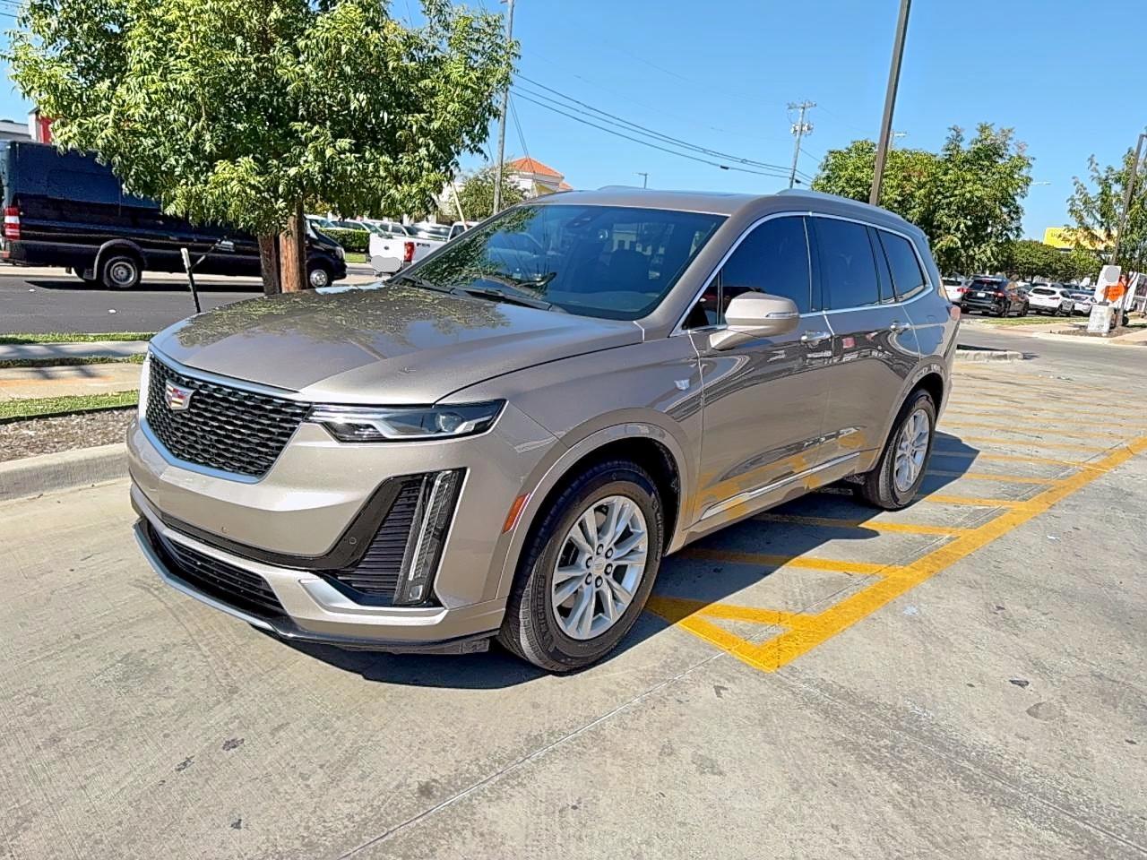 2022 CADILLAC XT6