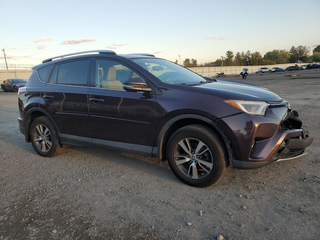 2016 TOYOTA RAV4