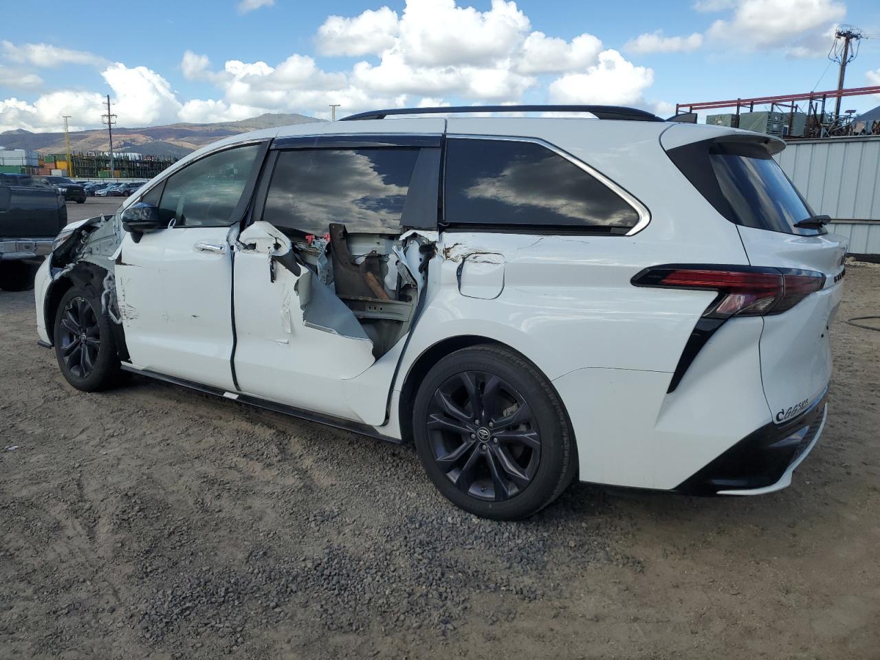 2022 TOYOTA SIENNA