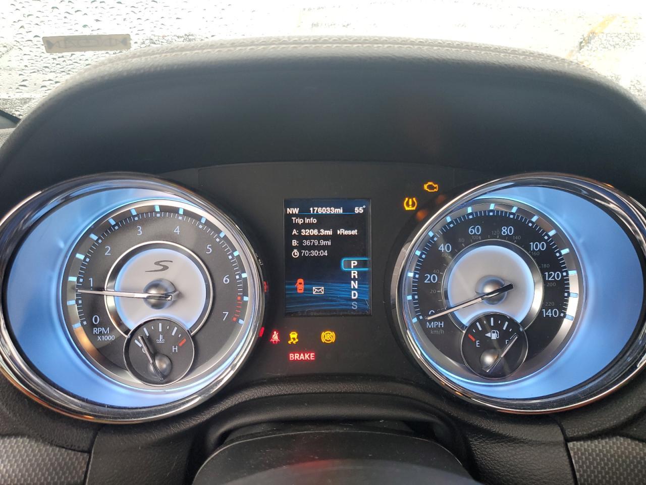 2012 CHRYSLER 300