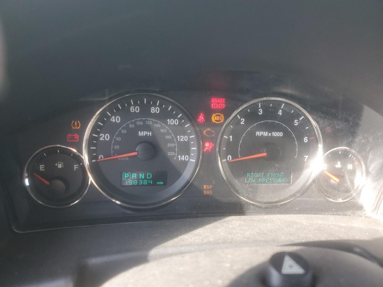 2006 JEEP Commander