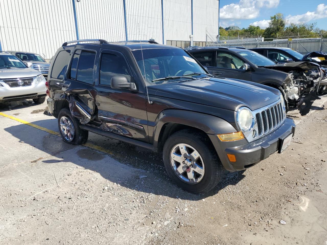 2005 JEEP Liberty