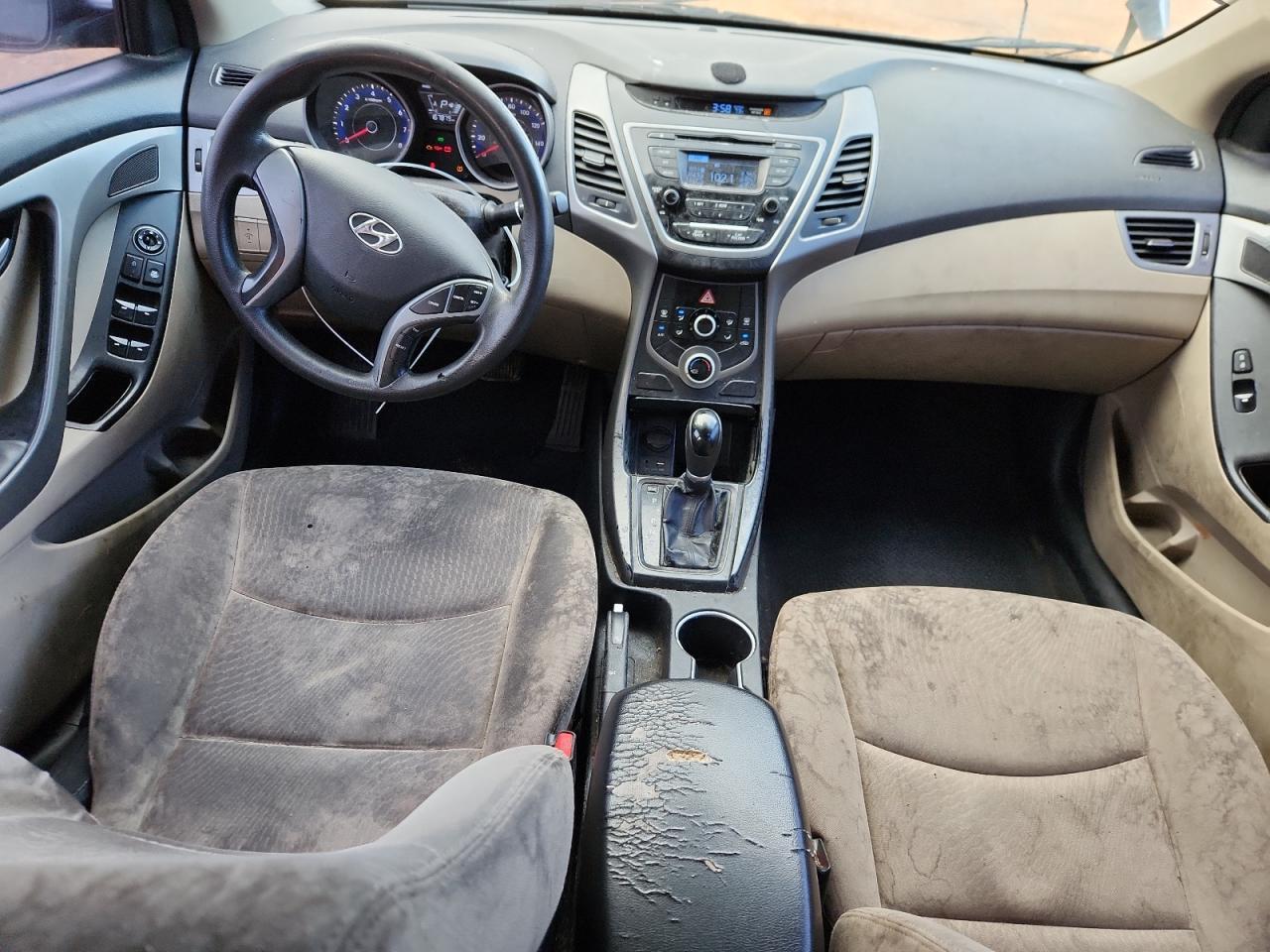 2016 HYUNDAI ELANTRA