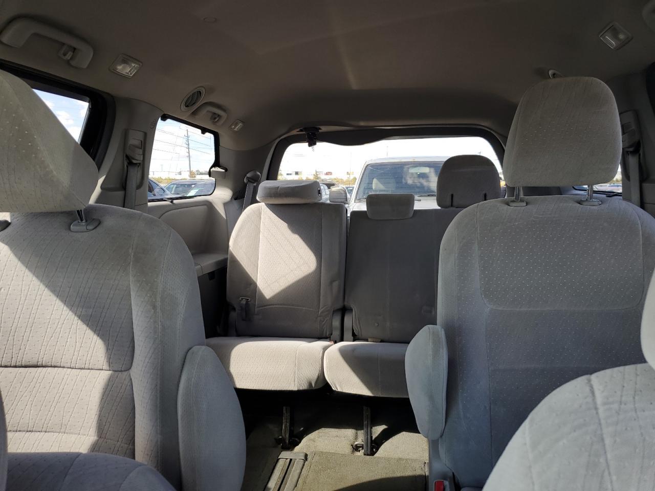 2015 TOYOTA SIENNA