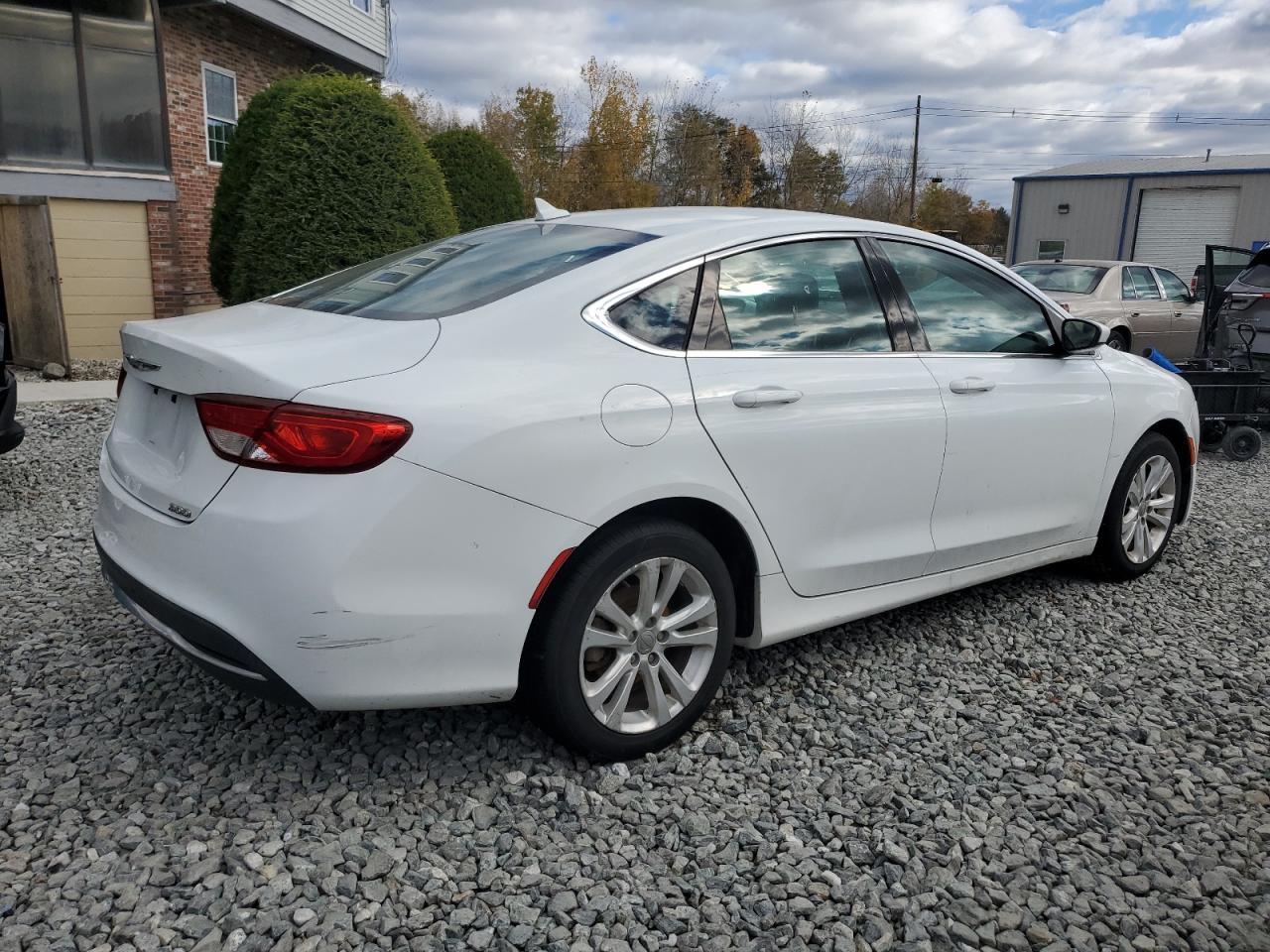 2016 CHRYSLER 200