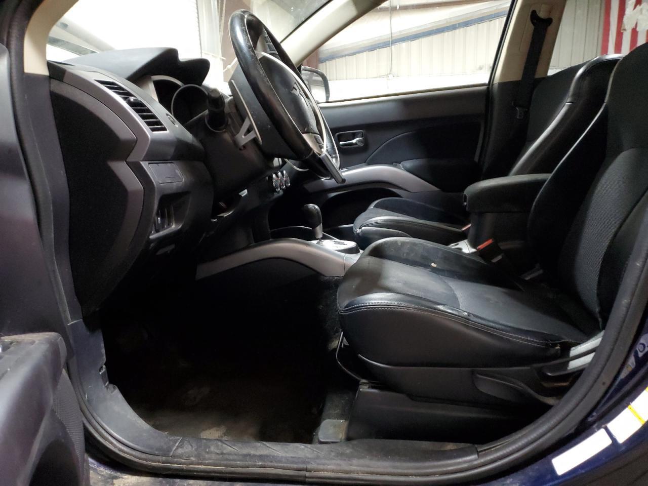 2013 MITSUBISHI outlander