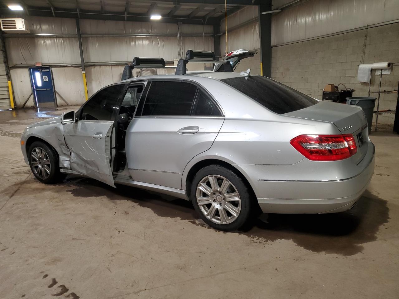 2012 MERCEDES-BENZ E-Class