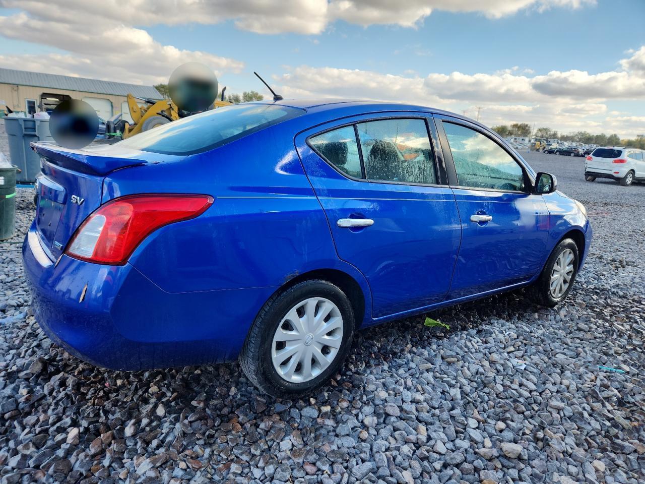 2013 NISSAN VERSA