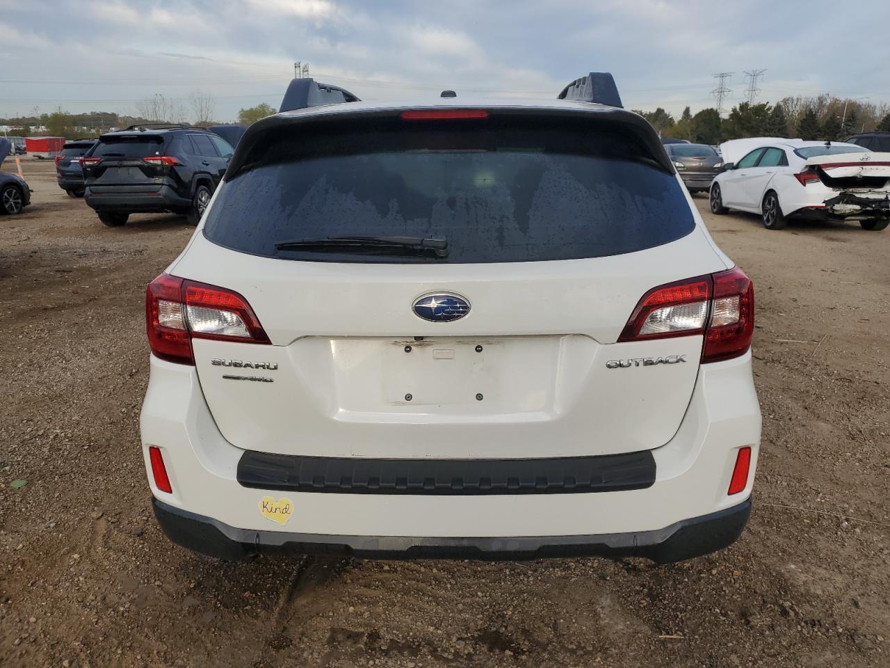 2015 SUBARU Outback