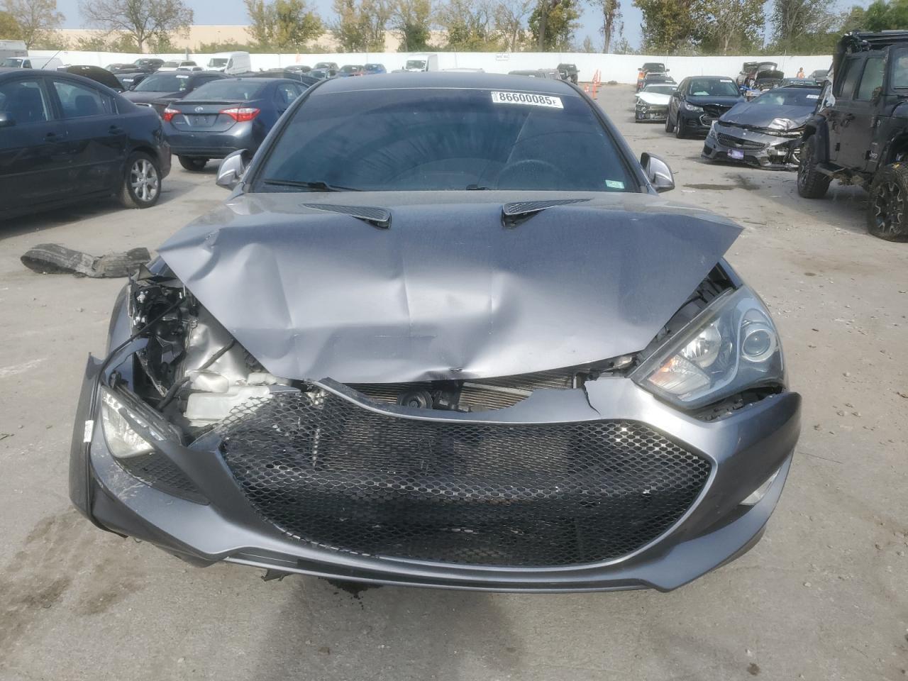 2016 HYUNDAI GENESIS