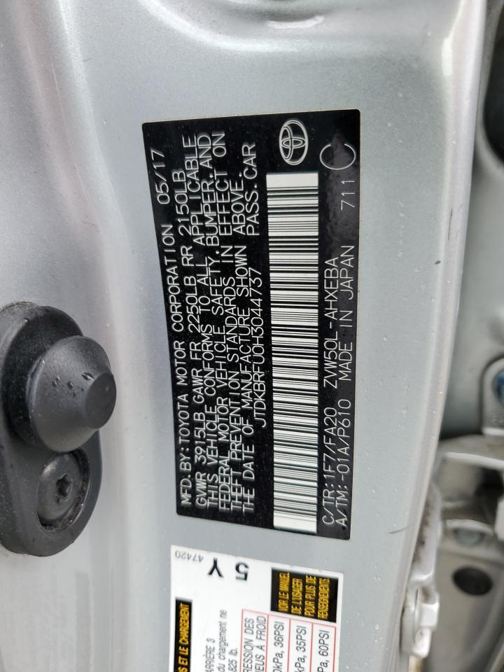 2017 TOYOTA PRIUS