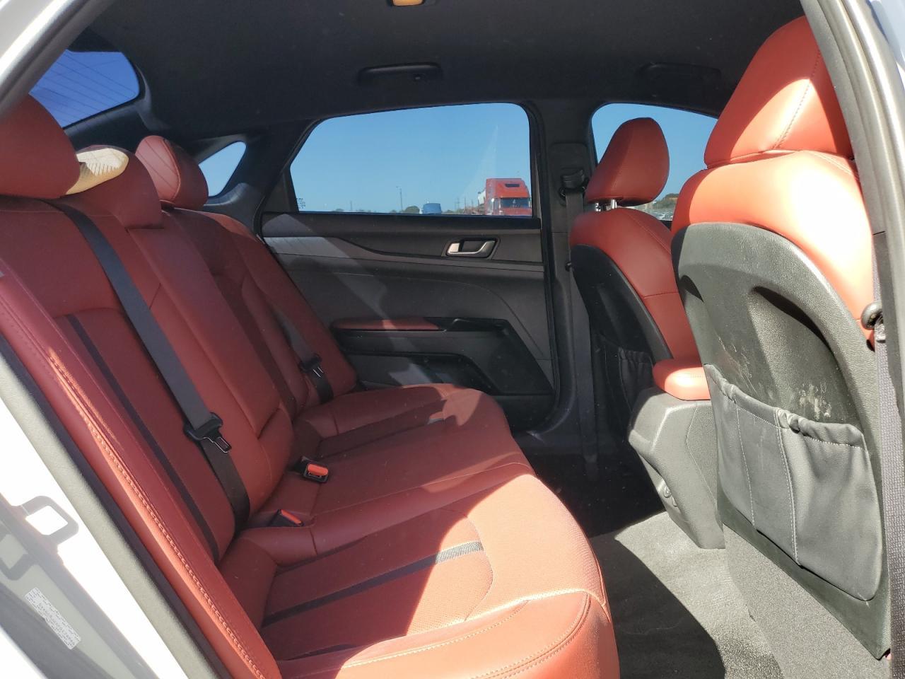 2023 KIA K5