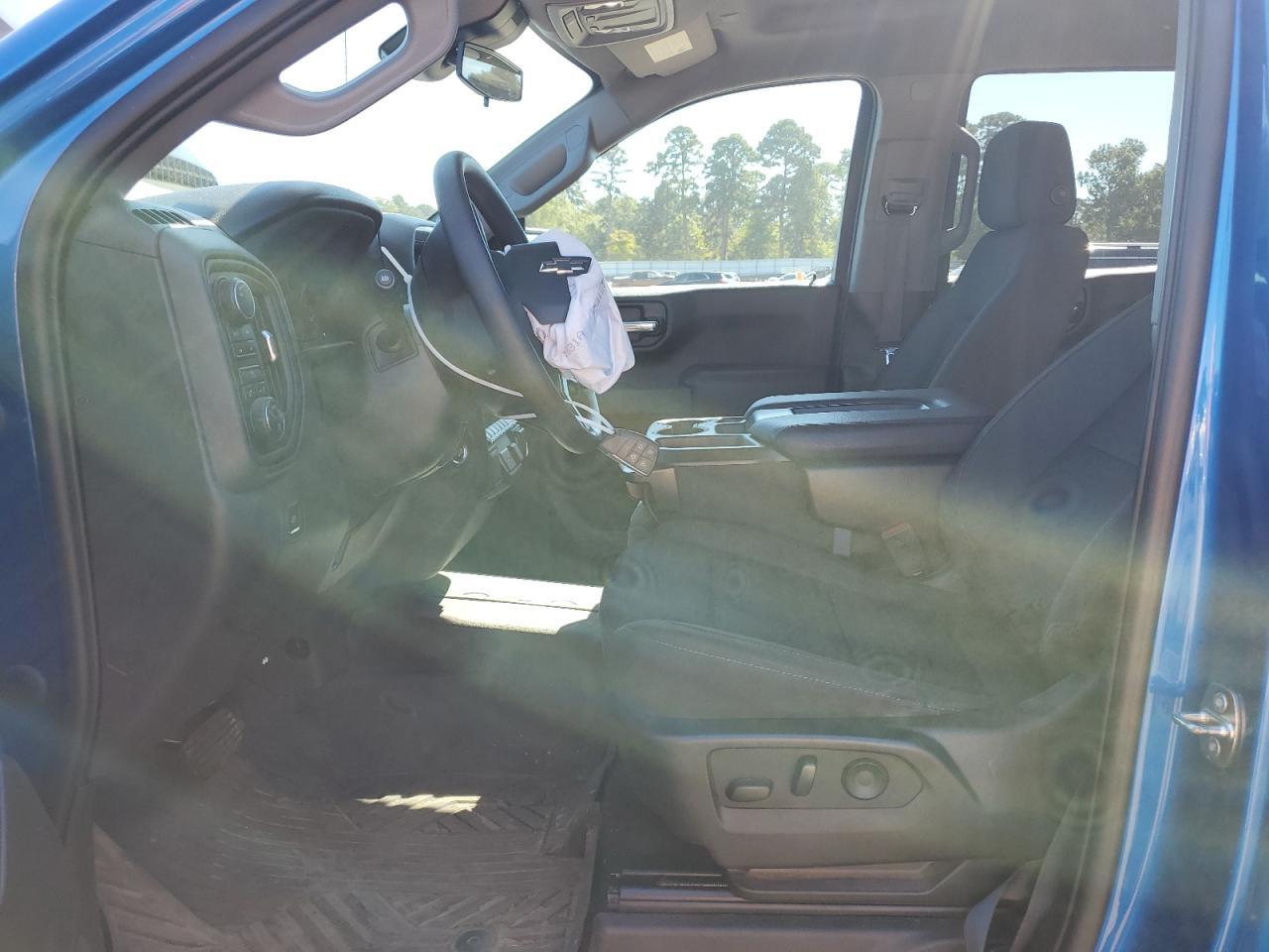 2022 CHEVROLET Silverado