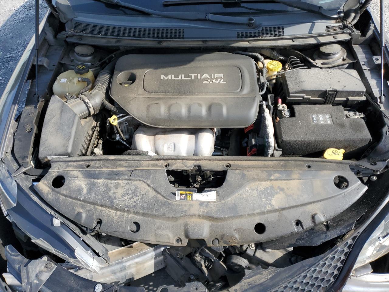 2015 CHRYSLER 200