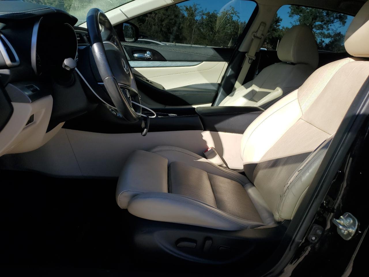 2017 NISSAN Maxima