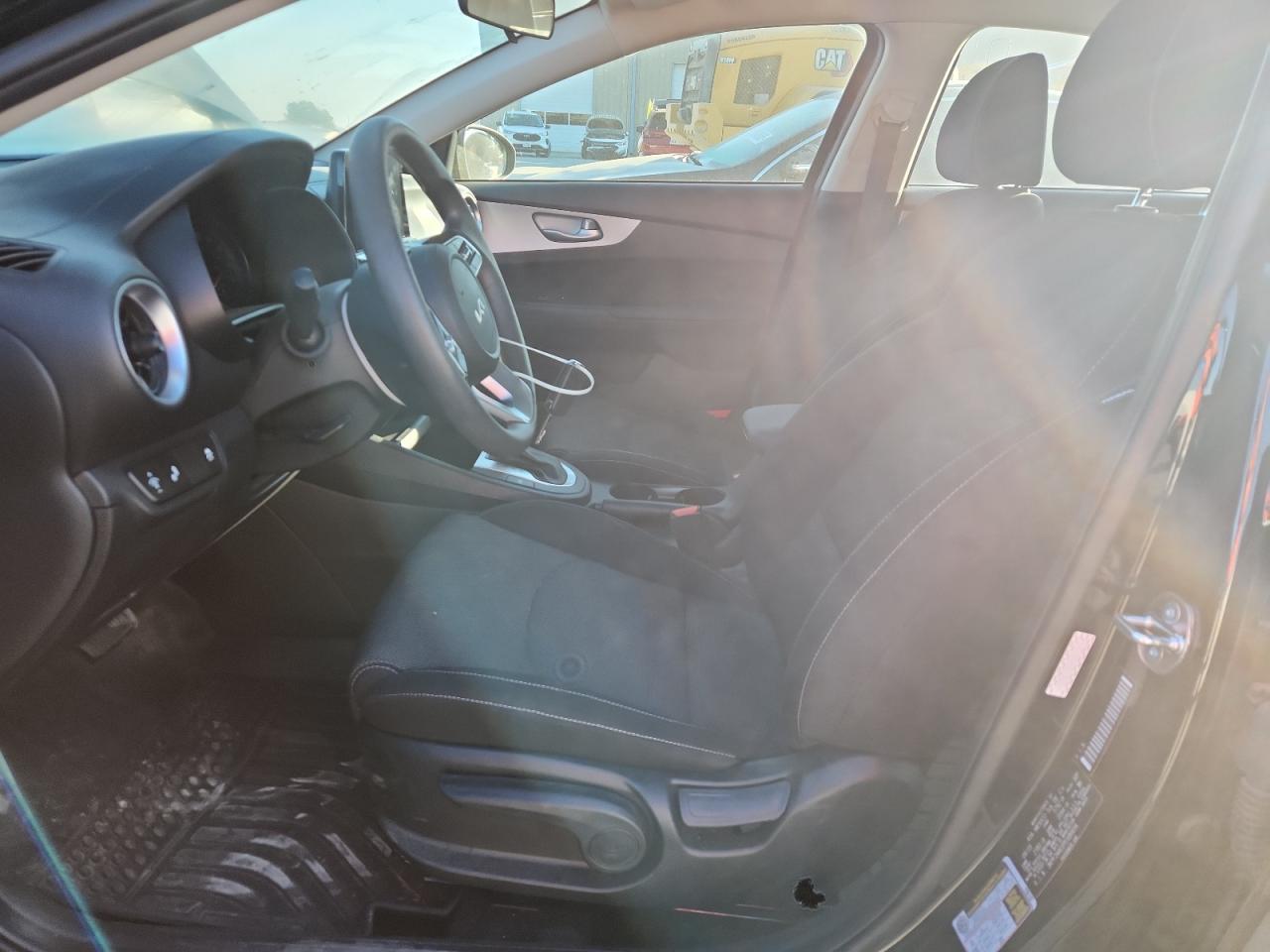2023 KIA FORTE