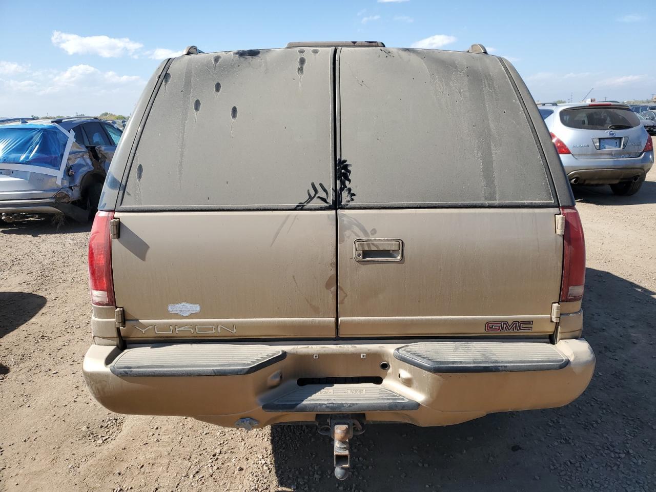 1999 GMC Denali