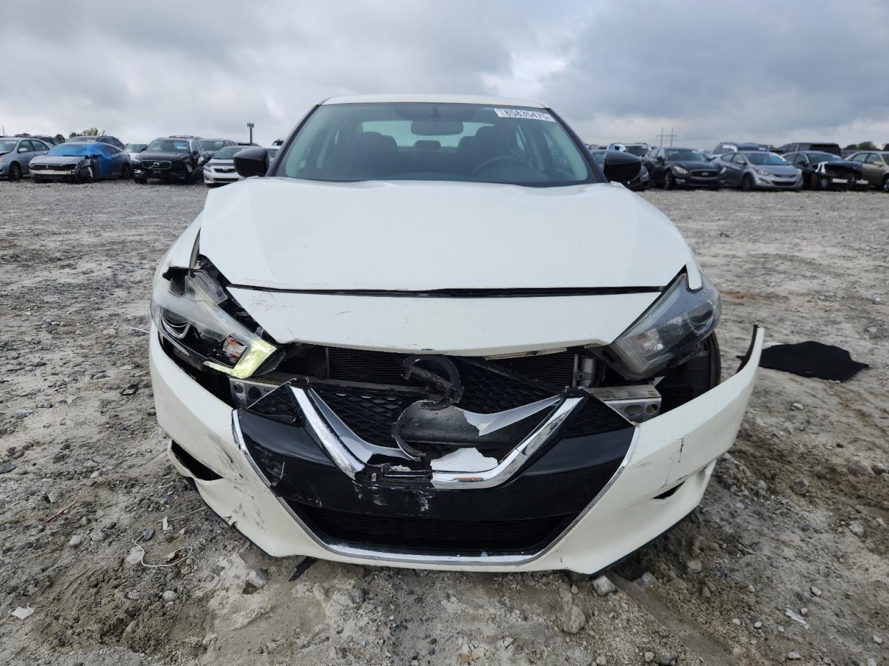 2017 NISSAN Maxima
