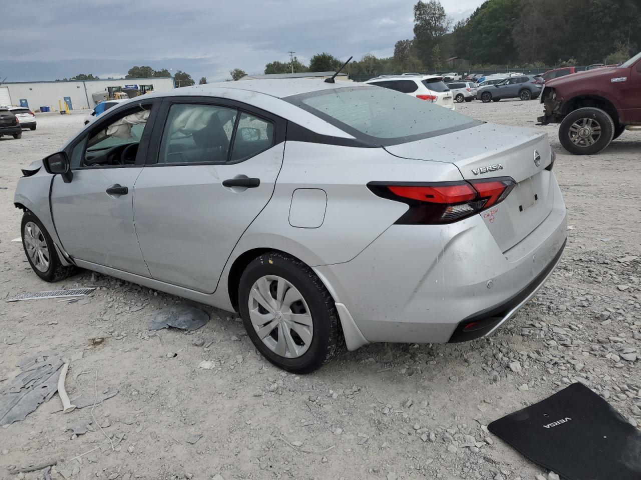 2021 NISSAN VERSA