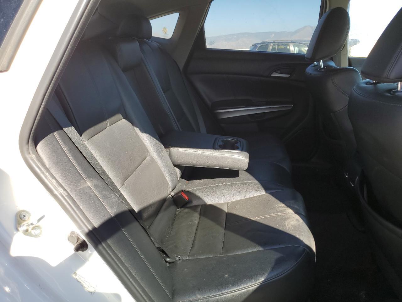 2015 HONDA Crosstour