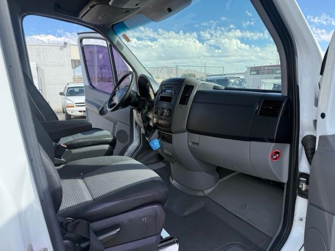 2012 MERCEDES-BENZ Sprinter