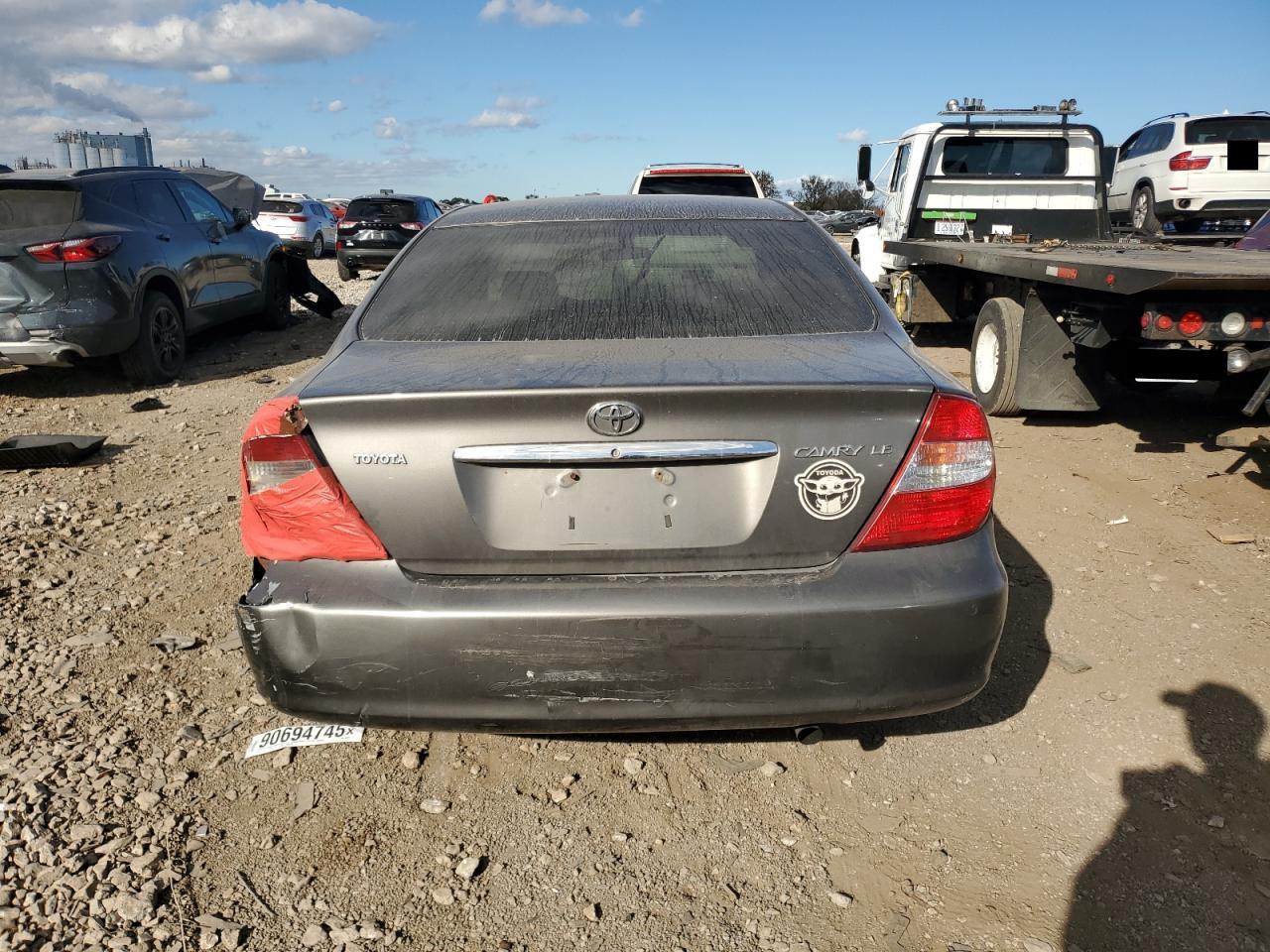 2004 TOYOTA CAMRY