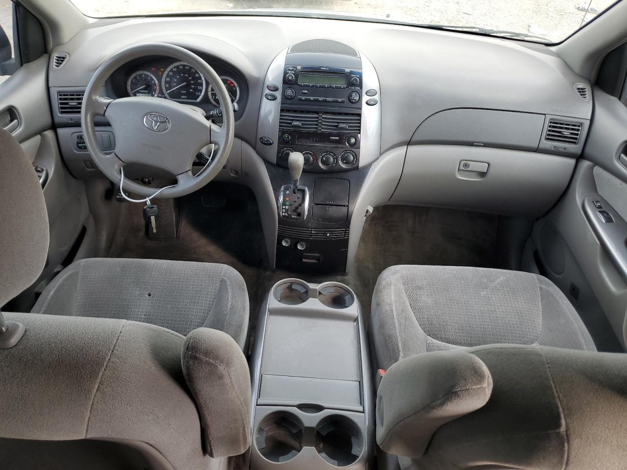 2007 TOYOTA SIENNA