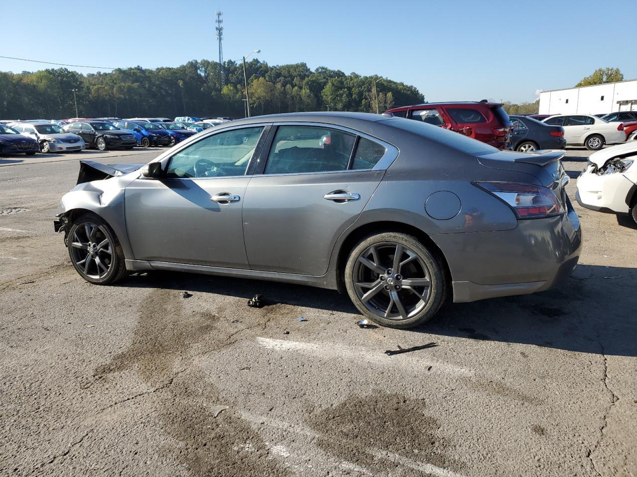 2014 NISSAN Maxima
