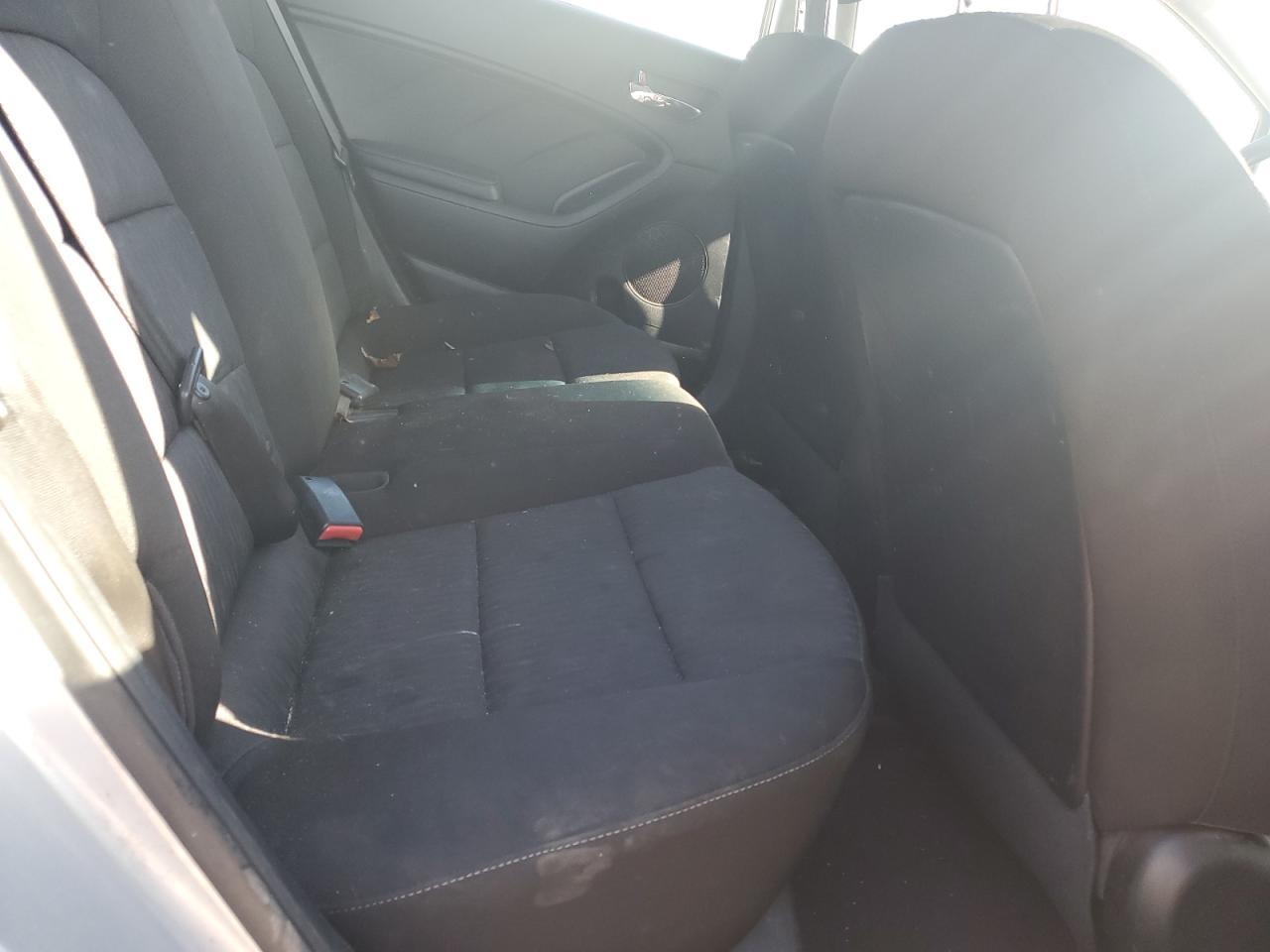 2016 KIA FORTE