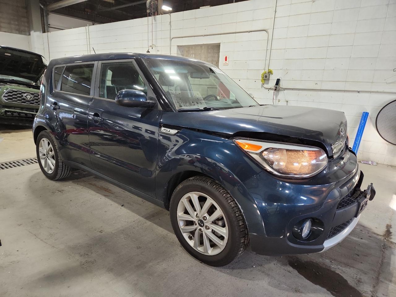2017 KIA SOUL