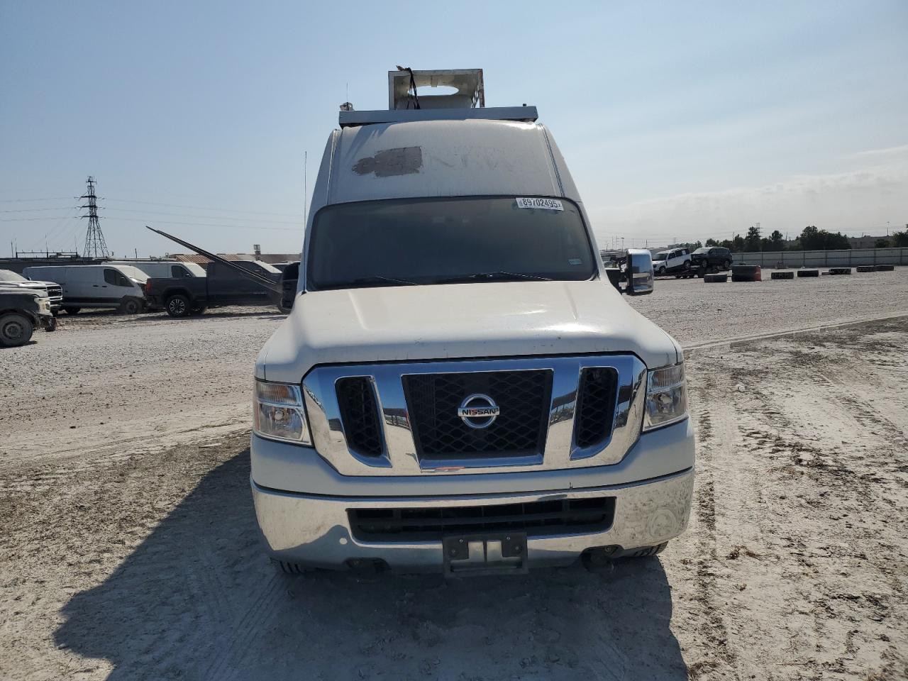 2016 NISSAN NV 2500