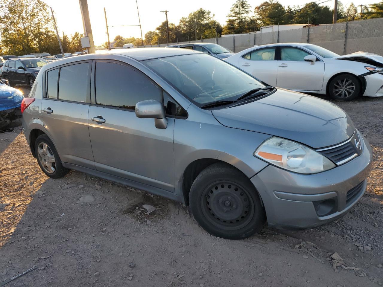2009 NISSAN VERSA