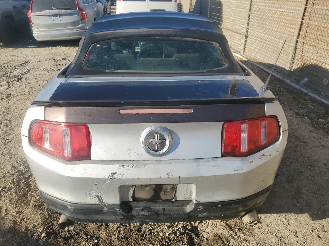 2010 FORD MUSTANG