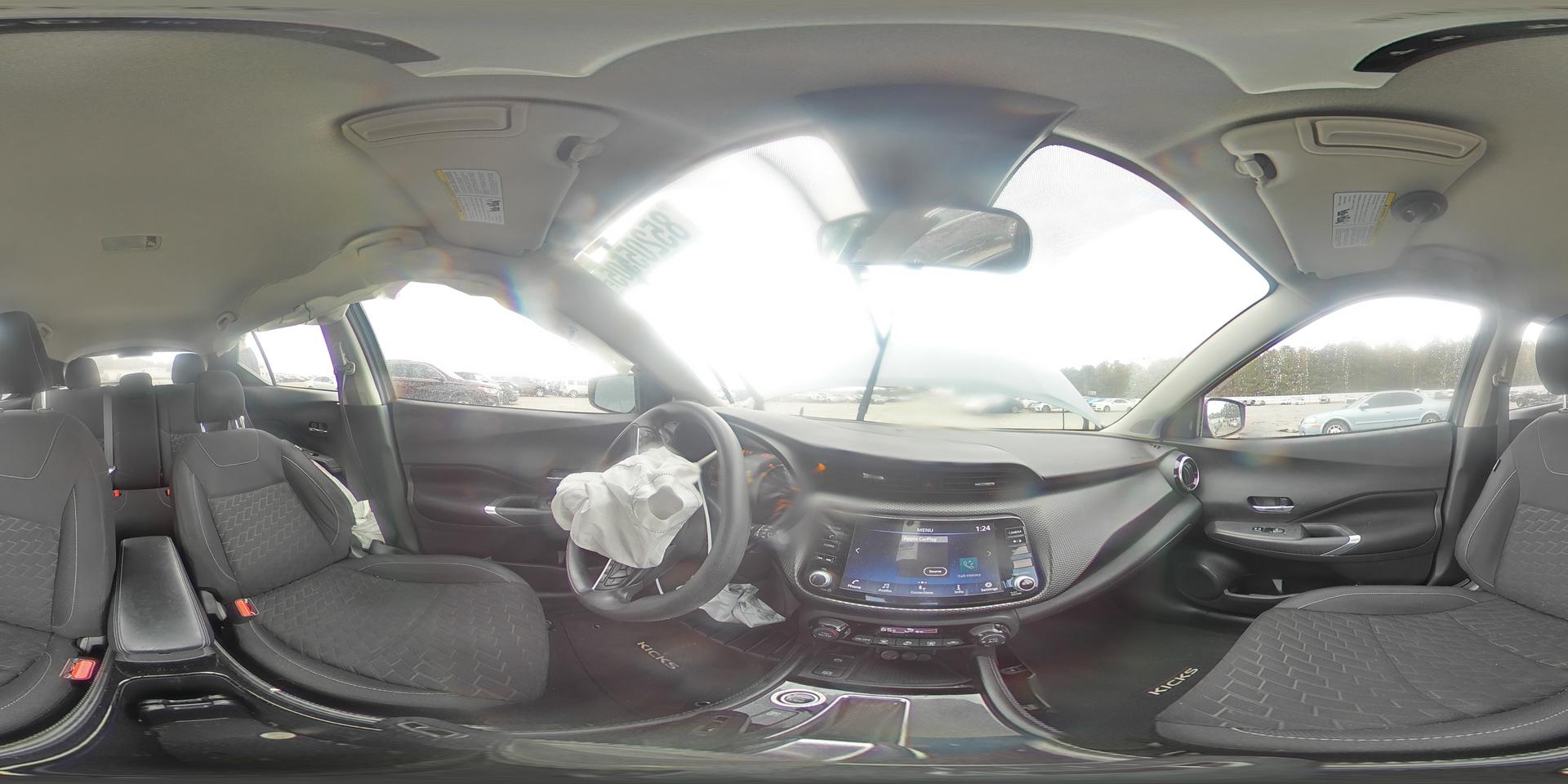 2021 NISSAN KICKS