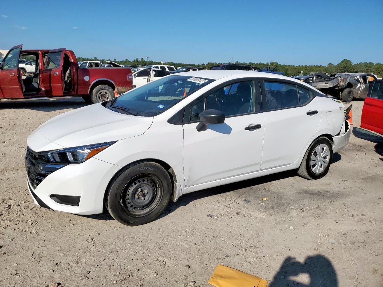 2024 NISSAN VERSA