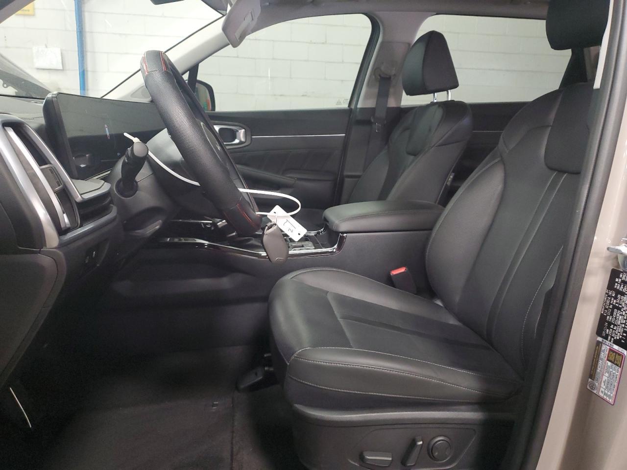 2025 KIA SORENTO