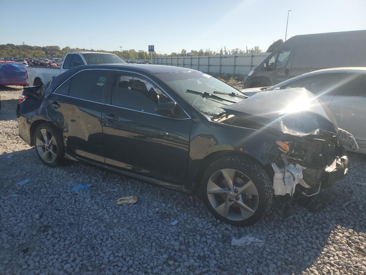 2014 TOYOTA CAMRY